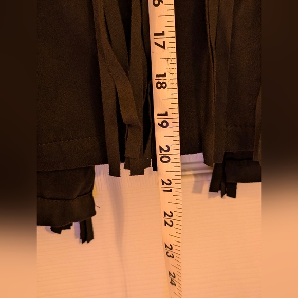 Black Faux Suede Fringe Jacket. S - Picture 6 of 9